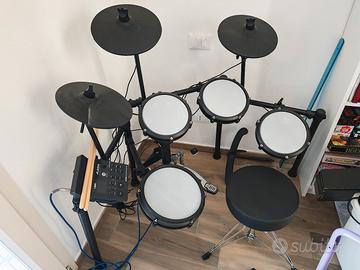 Batteria elettronica Alesis Nitro Max + Sgabello