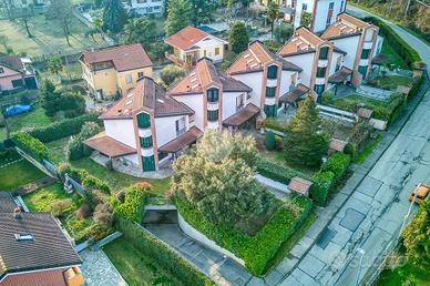 VILLA SINGOLA A PIOSSASCO