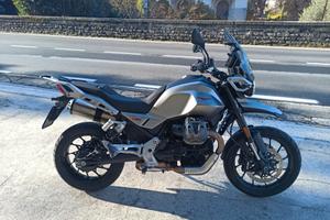 Moto Guzzi V85 STRADA