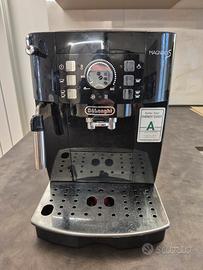 Macchina per caffè DeLonghi Magnifica S