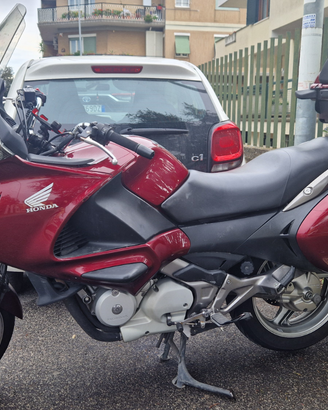 Honda deauville 2009