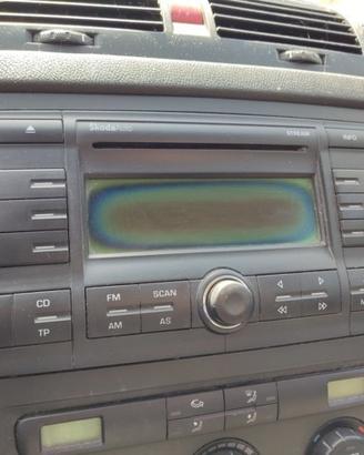 Autoradio SKODA OCTAVIA del 2006