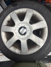 Gomme Seat
