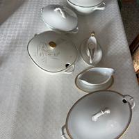 4 ciotole di ceramica.