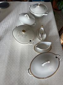 4 ciotole di ceramica.