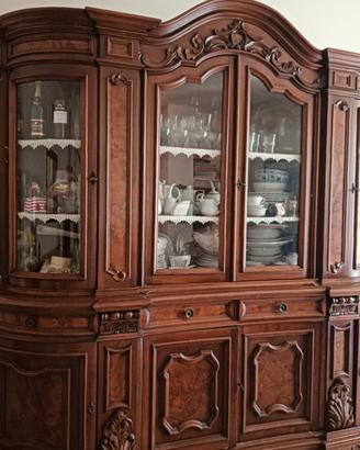 Cristalliera e credenza soggiorno Marca Signoretto