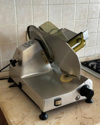 Affettatrice carne
