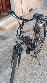 Bicicletta con pedalata assistita Atala