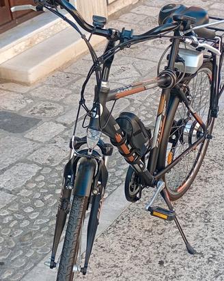 Bicicletta con pedalata assistita Atala