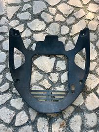 Burgman 650 del 2012 scudo fronte radiatore