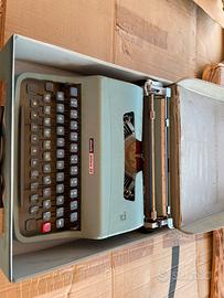 Macchina da scrivere