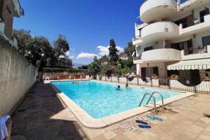 SETTEMBRISSIMO GIARDINI NAXOS MARE CON PISCINA