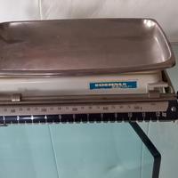 Bilancia da cucina vintage.