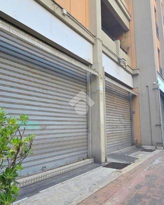 NEGOZIO A PALERMO