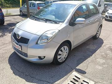 TOYOTA Yaris 1.3 5 porte Sol *uniproprietario* k
