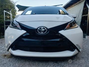 Toyota Aygo cambio automatico 