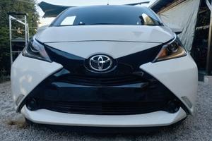 Toyota Aygo cambio automatico 