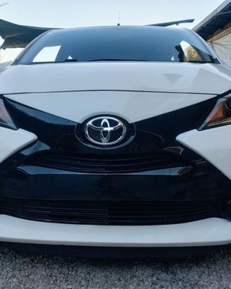 Toyota Aygo cambio automatico 