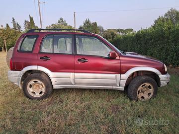 Suzuki Grand Vitara 2.0 5porte - 2001 - 4x4