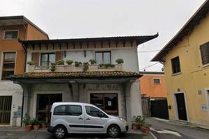 Immobile in asta di 250 m² con più di 5 locali a G