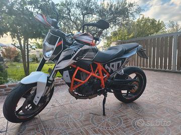 KTM Duke 690
