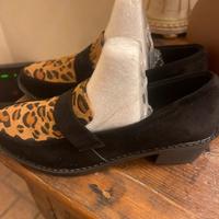 Mocassini leopardati/neri