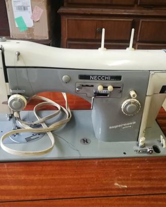 Macchina da cucire Necchi Supernova Ultra