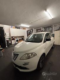 LANCIA Y YPSILON 1.3 MULTIJET