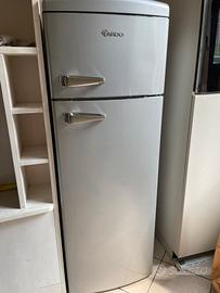 Frigorifero Ardo grigio metallizzato