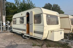 Roulotte Nardi Sabina 2 con Targa