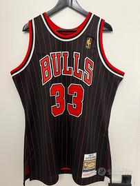 SCOTTIE PIPPEN CHICAGO BULLS MITCHELL & NESS (L)