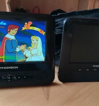 Coppia monitor aggiuntivi per auto