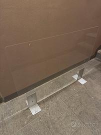 Paratia in plexiglass
