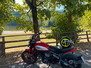 Ducati scrambler 800