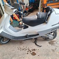 piaggio hexagon 125 180 no motore