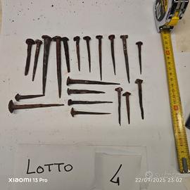 chiodi antichi forgiati ferro battuto