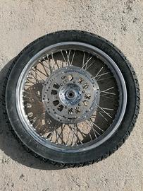 Cerchio 44 raggi anteriore da 19"