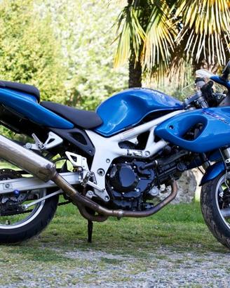 Suzuki SV650S moto pochi Km