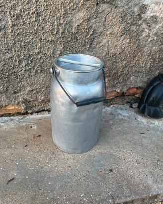 Vado da latte in alluminio