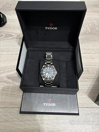 TUDOR PELAGOS COMPLETO DI SCATOLA E CERTIFICATO