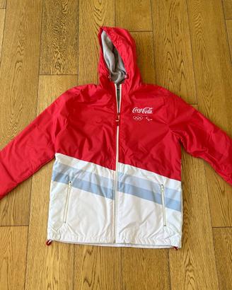 Giacca coca cola Olimpiadi Milano cortina 2026