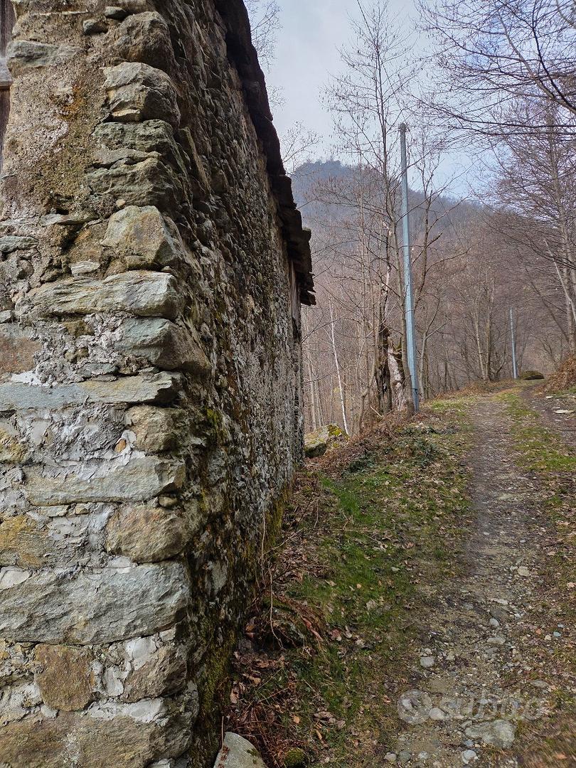 Terreno con Rustico - Altro