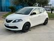 Lancia Ypsilon 1.0 hybrid possibilità noleggio no 