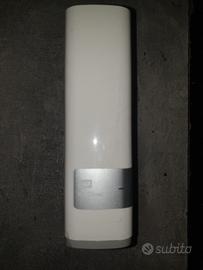 Hard disk esterno 2 TB. 