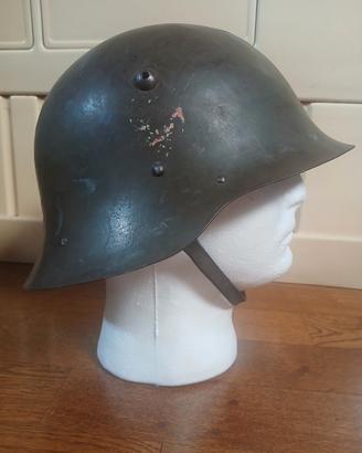 Elmetto bulgaro M36C