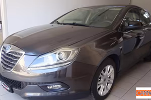 LANCIA - Delta - 1.6 MJT DPF Silver