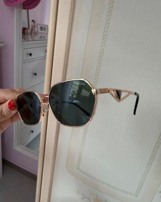 Occhiali da sole Prada PR 67XS