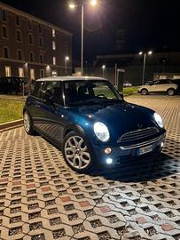 mini Cooper 1.6