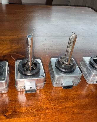 4 lampade Osram Xenarc 220 D1S 66140XN2 BI-Xenon