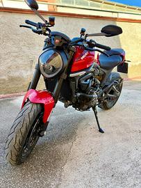 DUCATI MONSTER